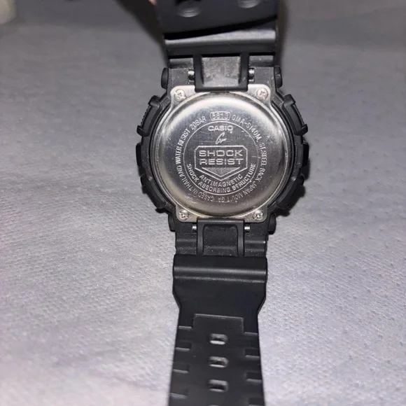 G-Shock Men's Watch in Black with Gold Details - Picture 4 of 4